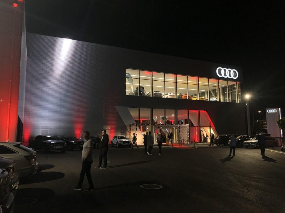 Invigning av nya Audi Center i Kista